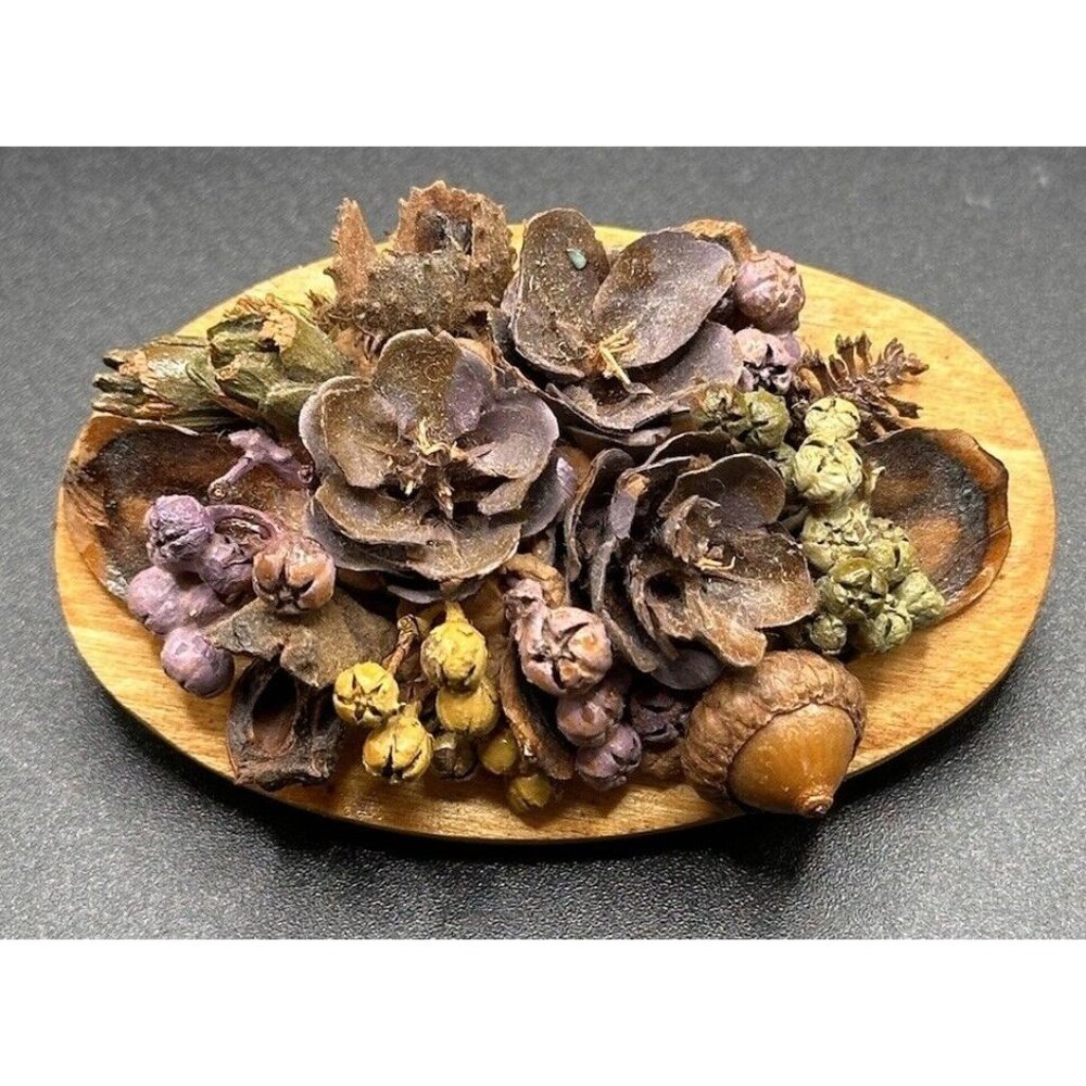 Unusual Handcrafted Dried Flowers Acorn‎ Pin Brooch